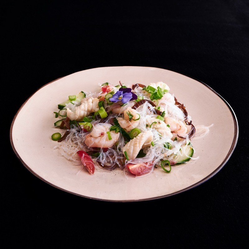 Salade vermicelles fruits mer